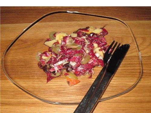 Radicchio-Obst-Salat